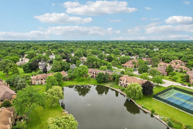 1462 FAIRFAX Lane, Buffalo Grove, IL 60089