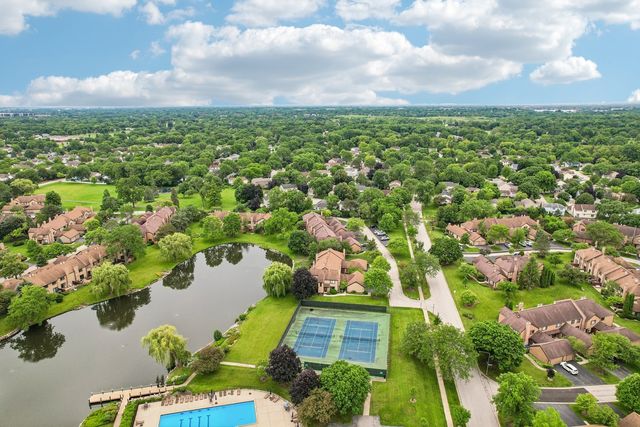 1462 FAIRFAX Lane, Buffalo Grove, IL 60089