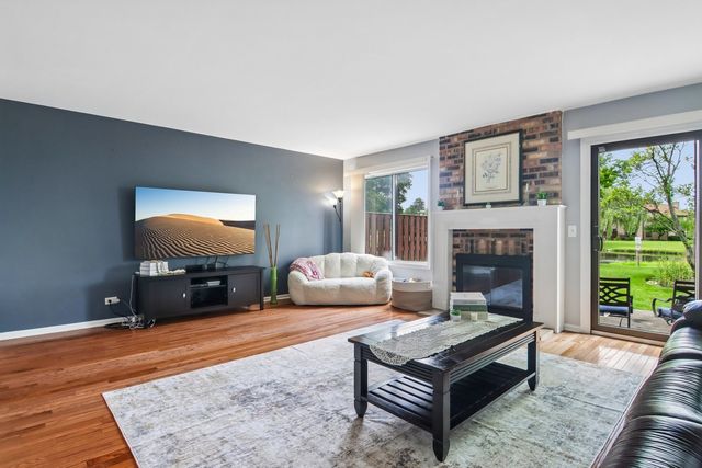 1462 FAIRFAX Lane, Buffalo Grove, IL 60089
