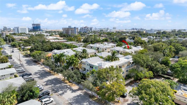 630 SE 15th St 7, Fort Lauderdale, FL 33316