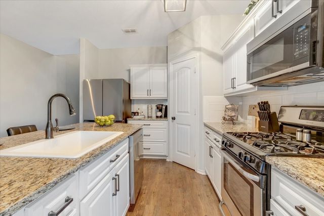 6325 Seagull Lane, Fort Worth, TX 76179