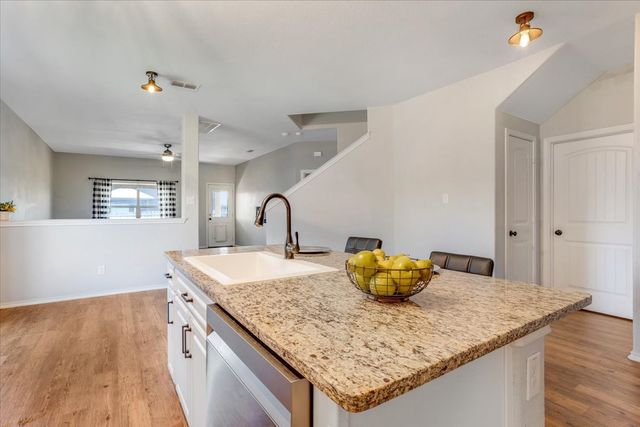 6325 Seagull Lane, Fort Worth, TX 76179