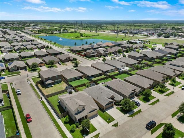 6325 Seagull Lane, Fort Worth, TX 76179
