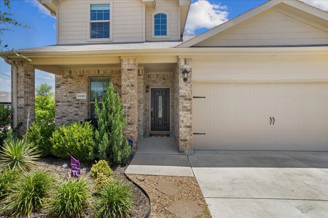 6325 Seagull Lane, Fort Worth, TX 76179