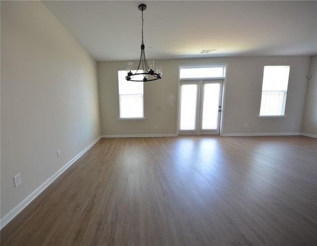 1147 Lucan Lane, Lawrenceville, GA 30043