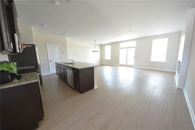 1147 Lucan Lane, Lawrenceville, GA 30043