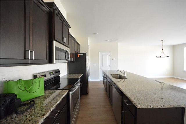 1147 Lucan Lane, Lawrenceville, GA 30043