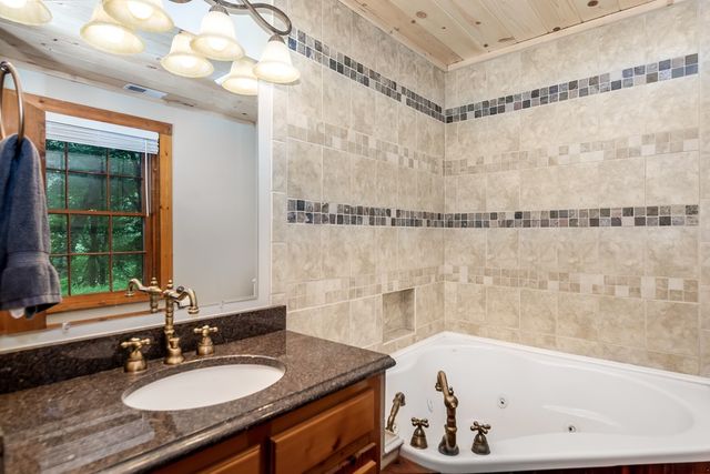 165 Timberwalk Drive, Ellijay, GA 30540