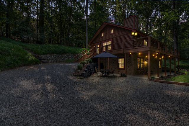 165 Timberwalk Drive, Ellijay, GA 30540