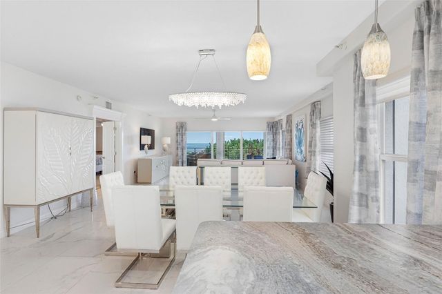 200 121ST AVENUE 104, Treasure Island, FL 33706