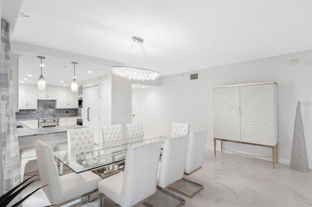 200 121ST AVENUE 104, Treasure Island, FL 33706