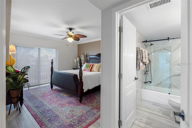 200 121ST AVENUE 104, Treasure Island, FL 33706