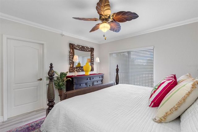 200 121ST AVENUE 104, Treasure Island, FL 33706