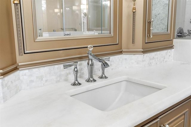 200 121ST AVENUE 104, Treasure Island, FL 33706