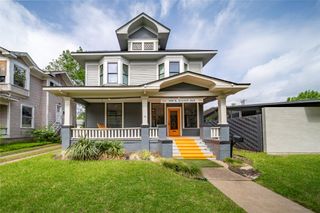 729 N Bishop Avenue, Dallas, TX 75208