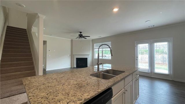 656 Quail Pass, Dawsonville, GA 30534