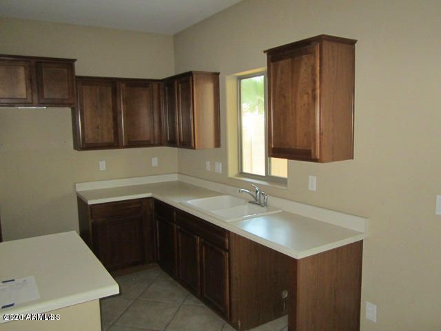 8909 S 58TH Lane, Laveen, AZ 85339