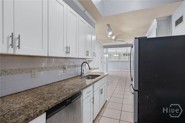 130 Brandywine Road, Savannah, GA 31405