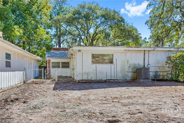 130 Brandywine Road, Savannah, GA 31405