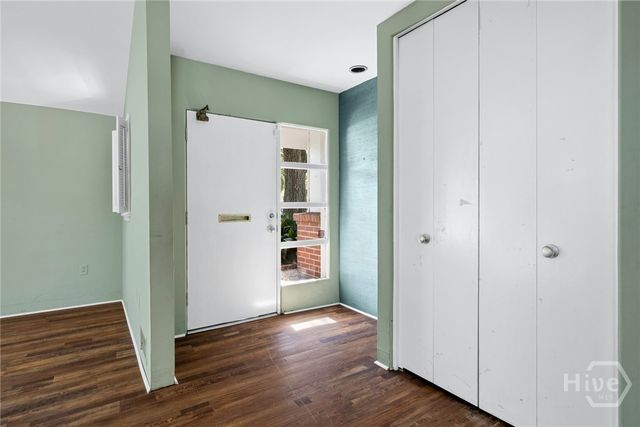 130 Brandywine Road, Savannah, GA 31405