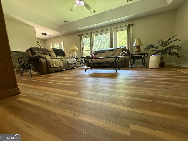 145 London Lane, Sharpsburg, GA 30277