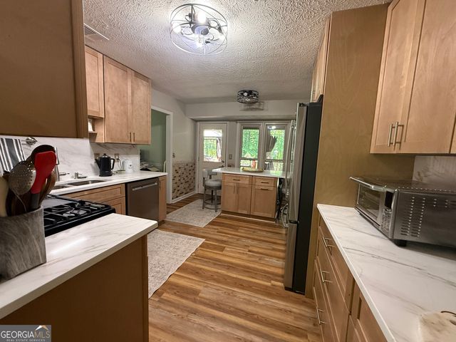 145 London Lane, Sharpsburg, GA 30277
