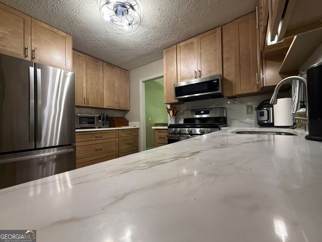 145 London Lane, Sharpsburg, GA 30277