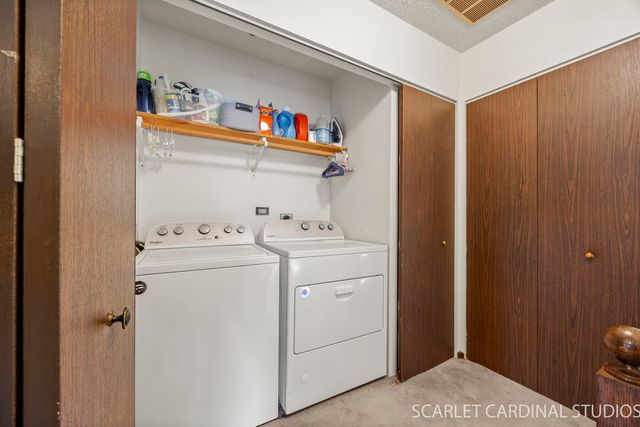 30W124 Wood Court, Warrenville, IL 60555
