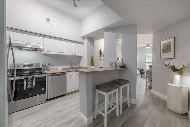 402 S ARMENIA AVENUE 114, Tampa, FL 33609