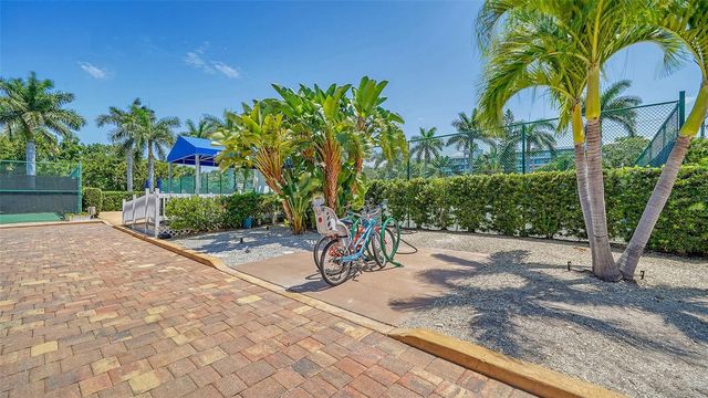 5920 MIDNIGHT PASS ROAD 1003, Sarasota, FL 34242