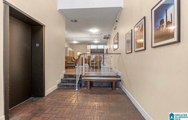 2625 Highland Ave S Apt 402, Birmingham, AL 35205