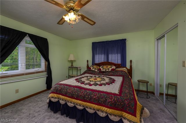 2677 Summit Road, Akron, OH 44321