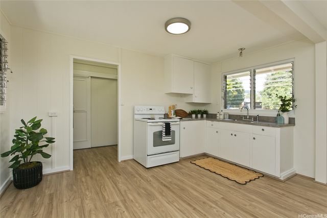 1445 Monte Cooke Place, Honolulu, HI 96817