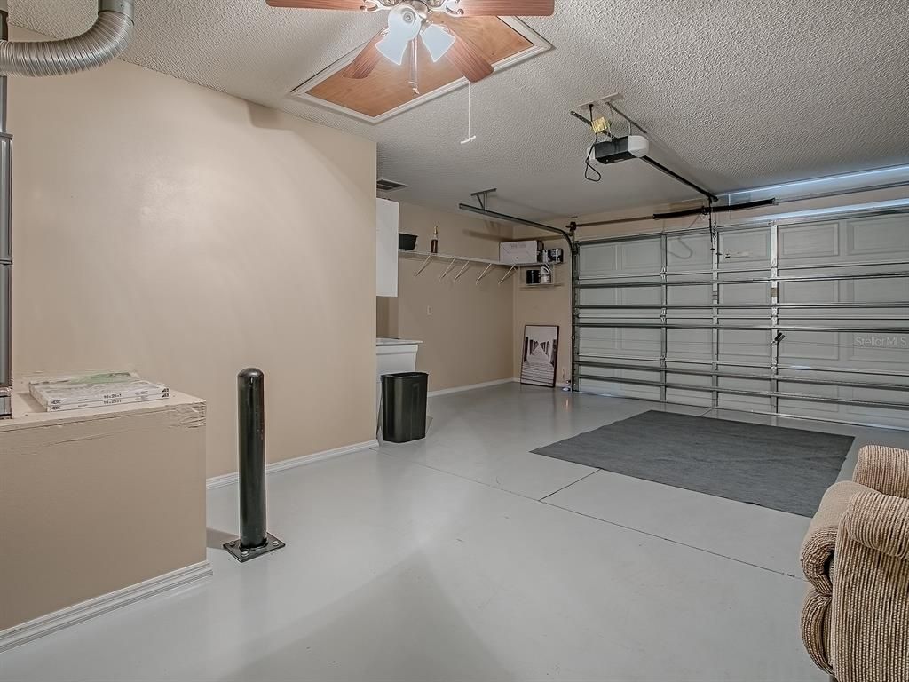 Image 33 of property listing at 9324 SE 173RD HYACINTH STREET, The Villages, FL 32162