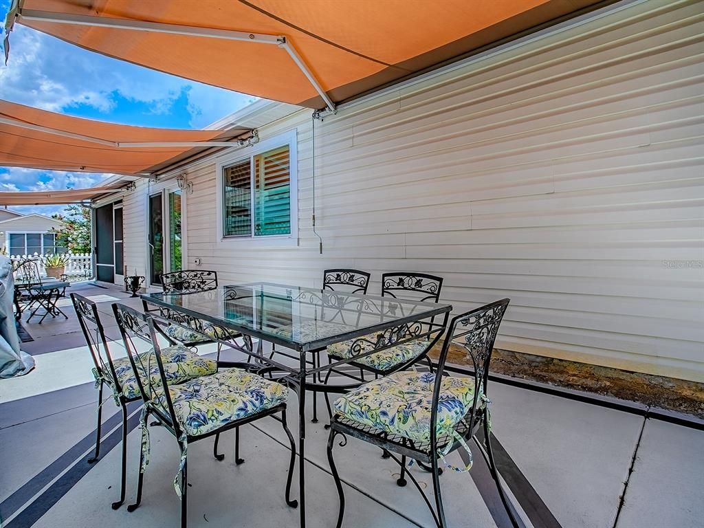 Image 36 of property listing at 9324 SE 173RD HYACINTH STREET, The Villages, FL 32162