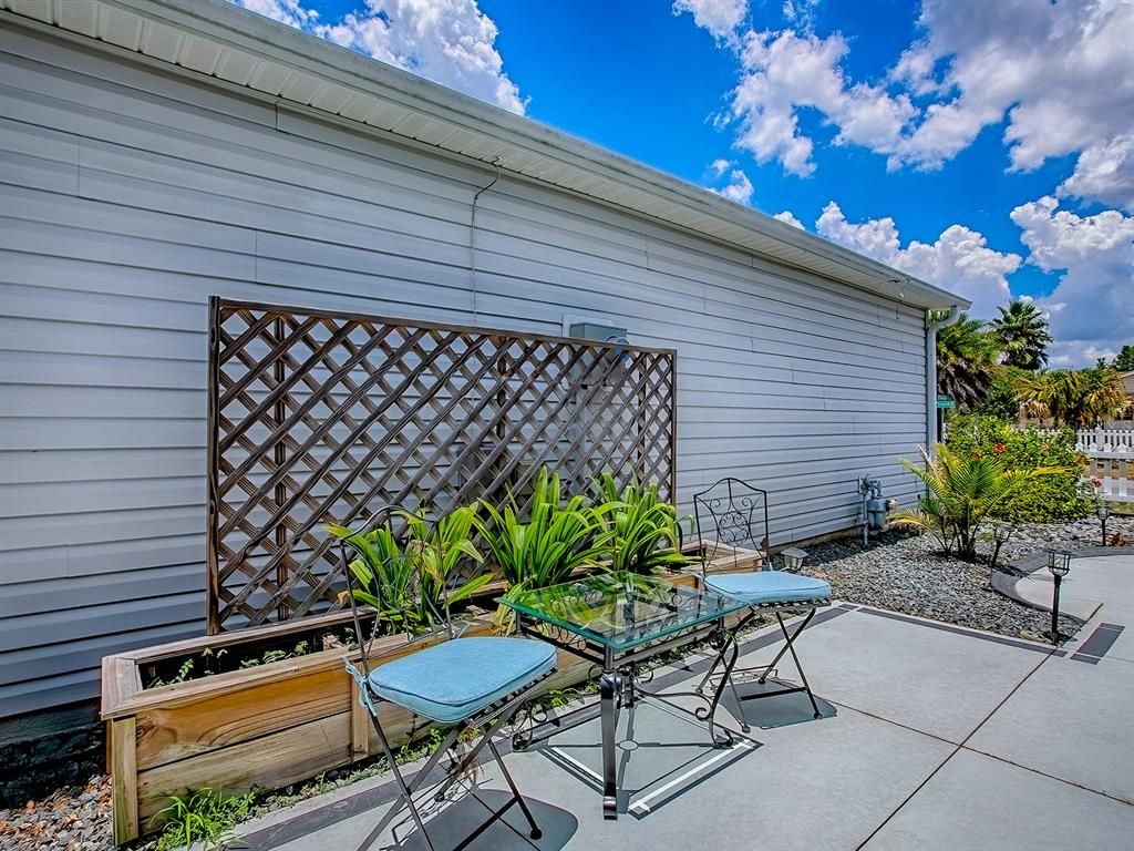 Image 37 of property listing at 9324 SE 173RD HYACINTH STREET, The Villages, FL 32162