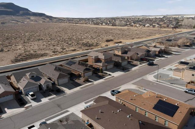 860 Firewheel Loop SW, Los Lunas, NM 87031