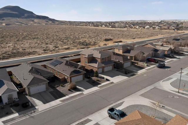 860 Firewheel Loop SW, Los Lunas, NM 87031