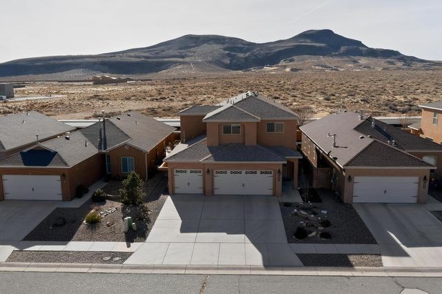 860 Firewheel Loop SW, Los Lunas, NM 87031