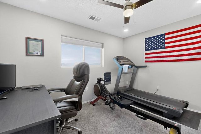 860 Firewheel Loop SW, Los Lunas, NM 87031