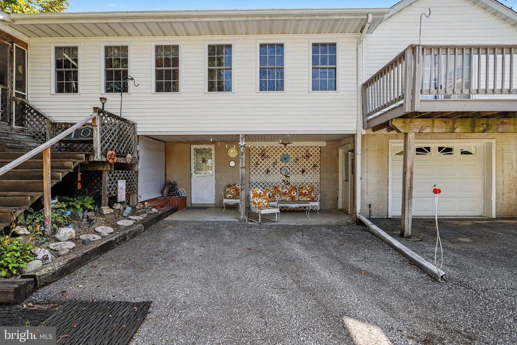 Image 27 of property listing at 3042 WAREHIME RD, Manchester, MD 21102