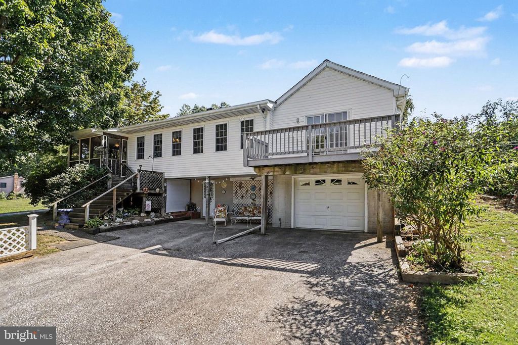 Image 29 of property listing at 3042 WAREHIME RD, Manchester, MD 21102