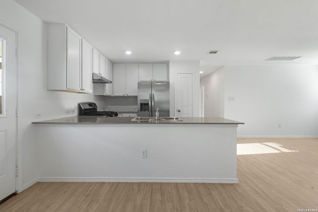 13551 Barton Cv, San Antonio, TX 78253