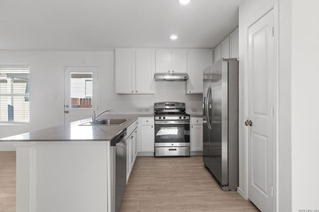 13551 Barton Cv, San Antonio, TX 78253