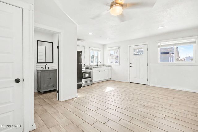 3109 Douglas Avenue D, El Paso, TX 79903