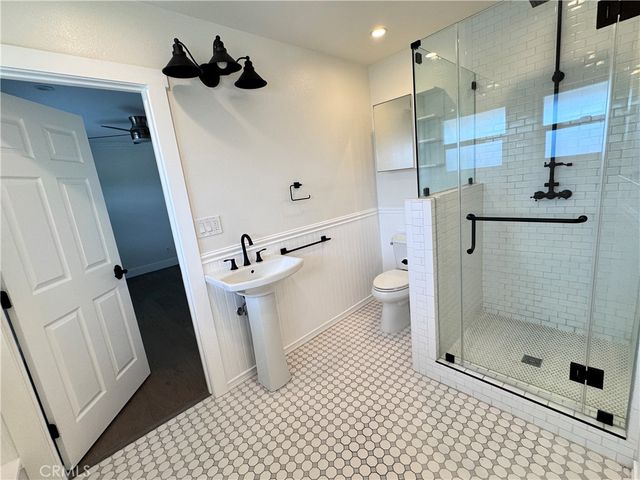 2716 S La Salle, Los Angeles, CA 90018