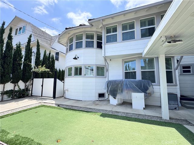 2716 S La Salle, Los Angeles, CA 90018