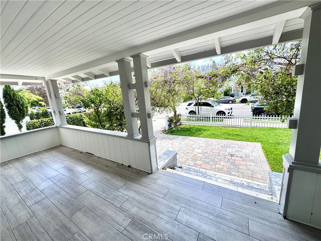 2716 S La Salle, Los Angeles, CA 90018