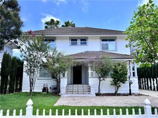 2716 S La Salle, Los Angeles, CA 90018