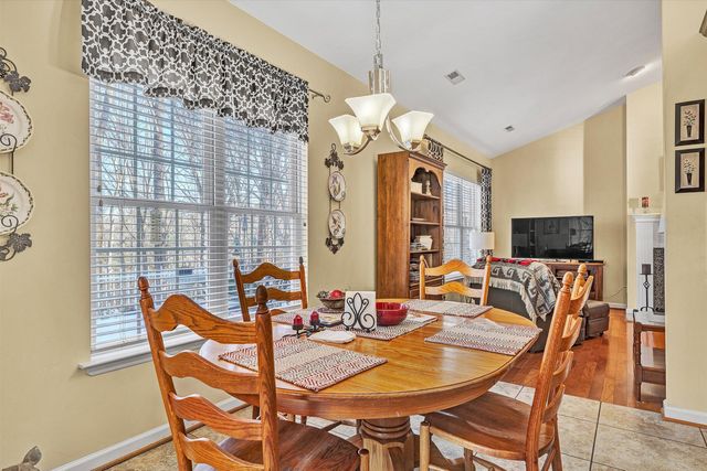 1576 ROSEWALK LN, Roanoke, VA 24014